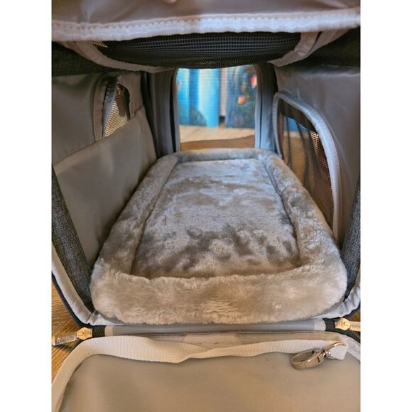 Mr. Peanut's Airline Approved Soft Sided Pet Carrier Small Dog Puppy Cat Kitten - Picture 9 of 16